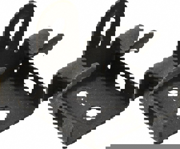 Flange Clamp: 1/8 to 1/4